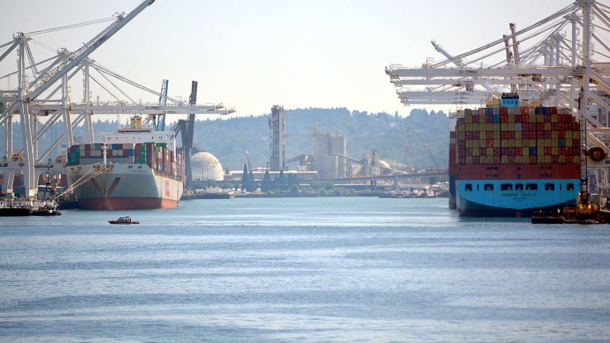 Container ships docked at the Port of Seattle
